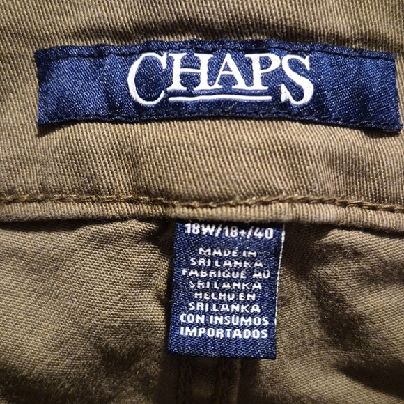 Chaps women's size 18W olive green cropped pants, lots of stretch, NWT - Picture 6 of 7
